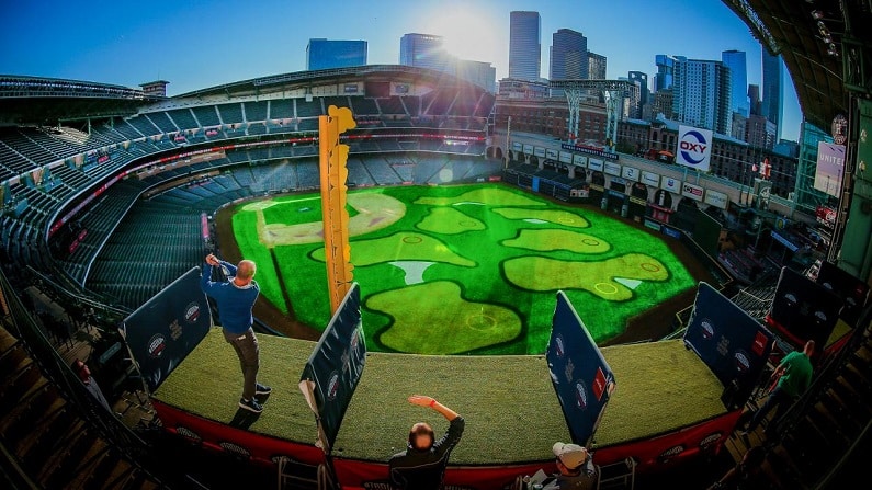 Play Golf Inside Minute Maid Park This Weekend