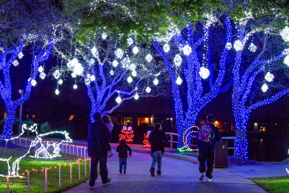 Things to do in Galveston in December 2021 – Events & Activities at the Winter Wonder Island of Texas!