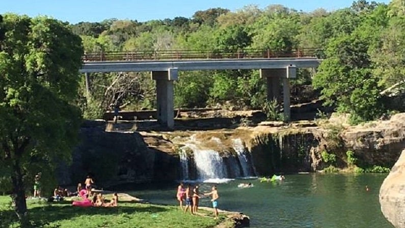 tonkawa falls