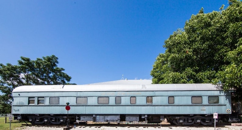 fredericksburg train car lodging
