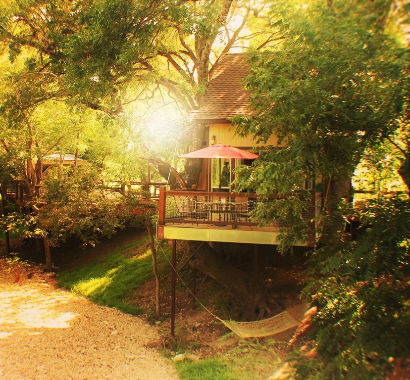 treehouse