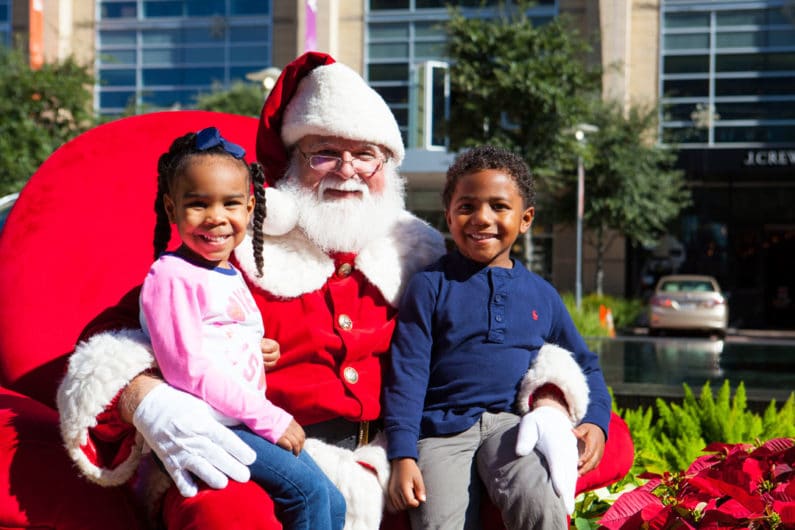 Santa with Kids At City Centre Houston