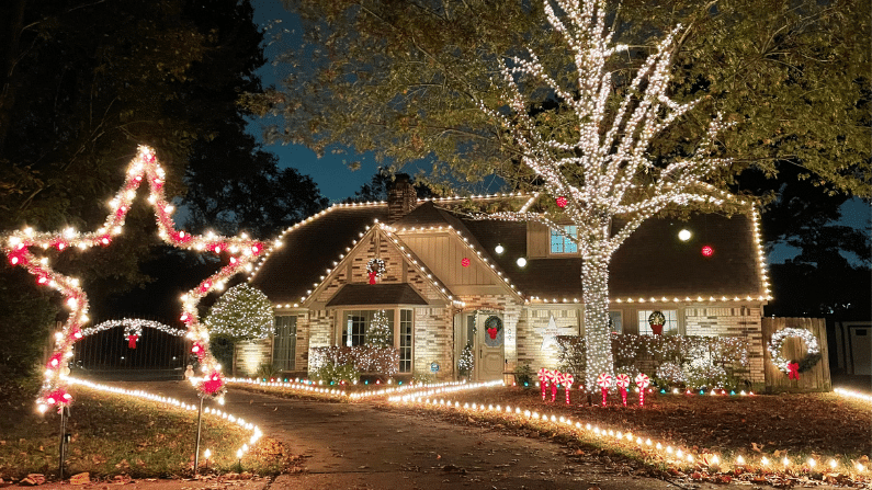 Holiday lights in Shepherd Park plaza