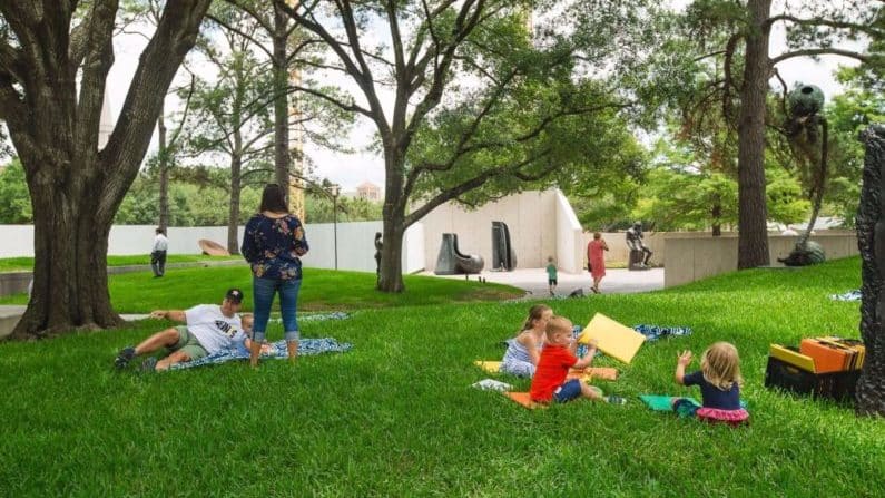 Things to do with Kids and Toddlers in Houston - Cullen Sculpture Garden