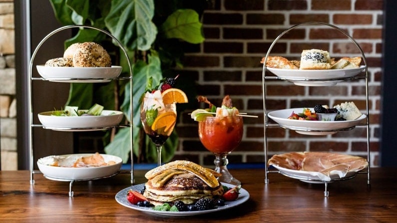 Valentine's Day Dinner Specials in Houston - Best Restaurants For 2022 4 Valentine's Day Restaurants Dinner Specials Houston - Back Table Kitchen & Bar
