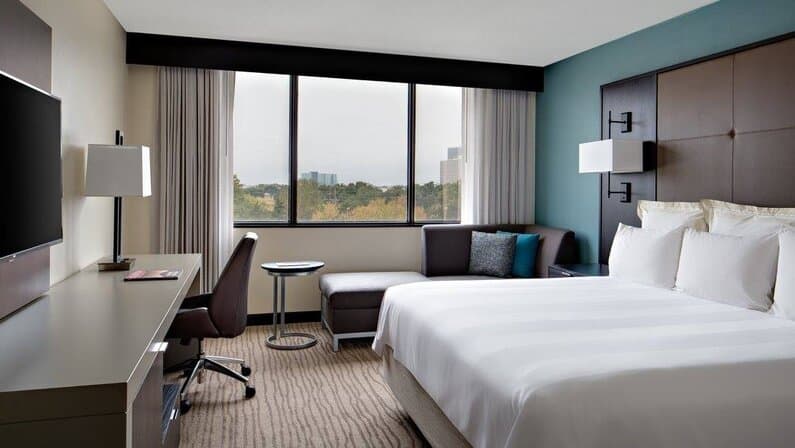 Romantic hotels in Houston - houston mariott westchase