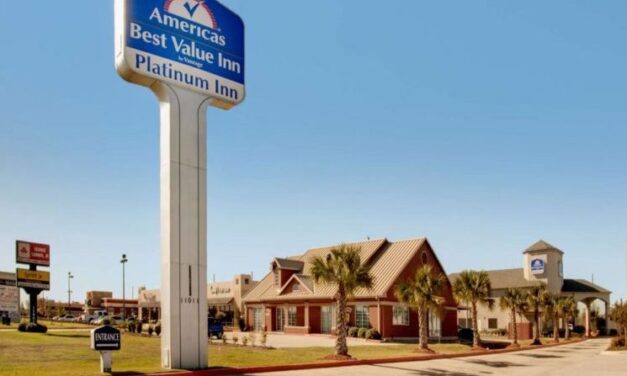 10 Cheap Hotels & Motels in Houston: List of Top Rated, Affordable Places to Stay