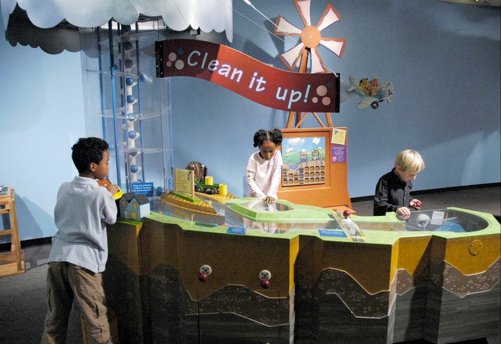Kids at Children's Museum Houston