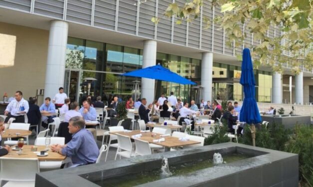 Houston Restaurants with Patio – 10 Places With Best Outdoor Seating & Dining