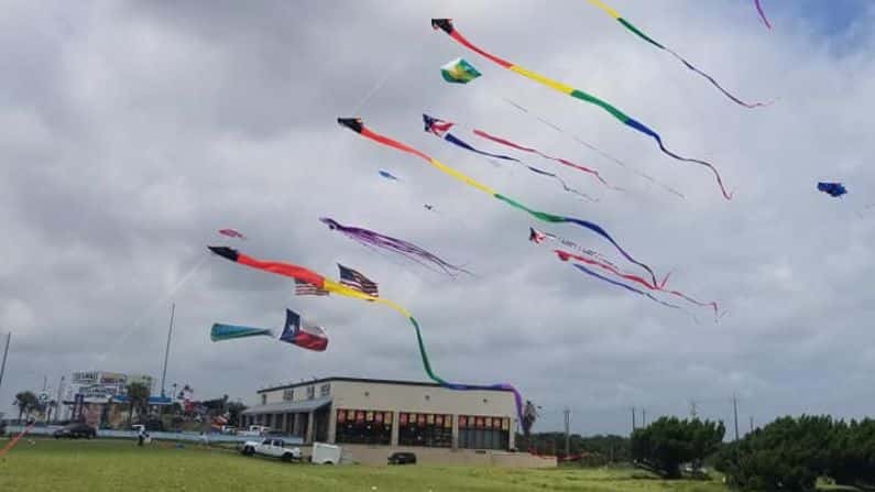 things to do in Galveston this weekend kite flying 