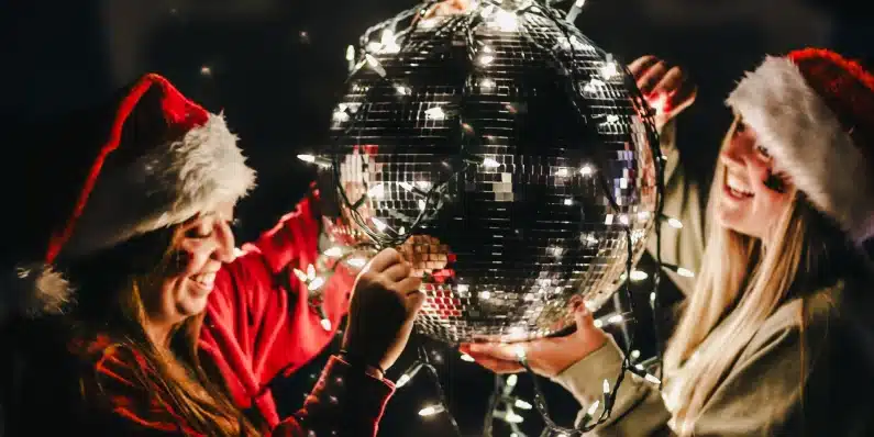 Houston Winter Camp Guide 2022 - The Best Thanksgiving and Holidays Camps for Kids 14 Houston Winter Camp Guide - Pine Cove Winterfest