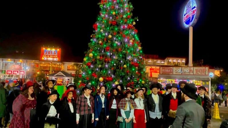 Things to Do on Christmas Day 2022 in Houston - Kemah Boardwalk