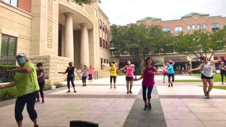 Free Fitness Classes in Houston - Zumba with Cidafitness