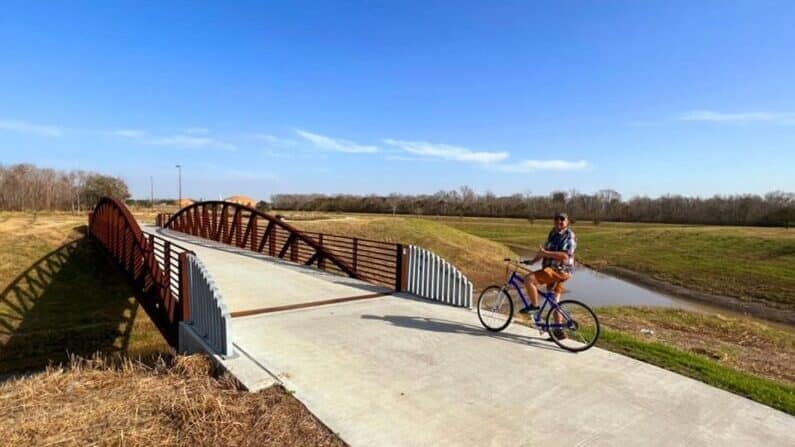 Houston Bike Trails - Houston Bayou Greenways
