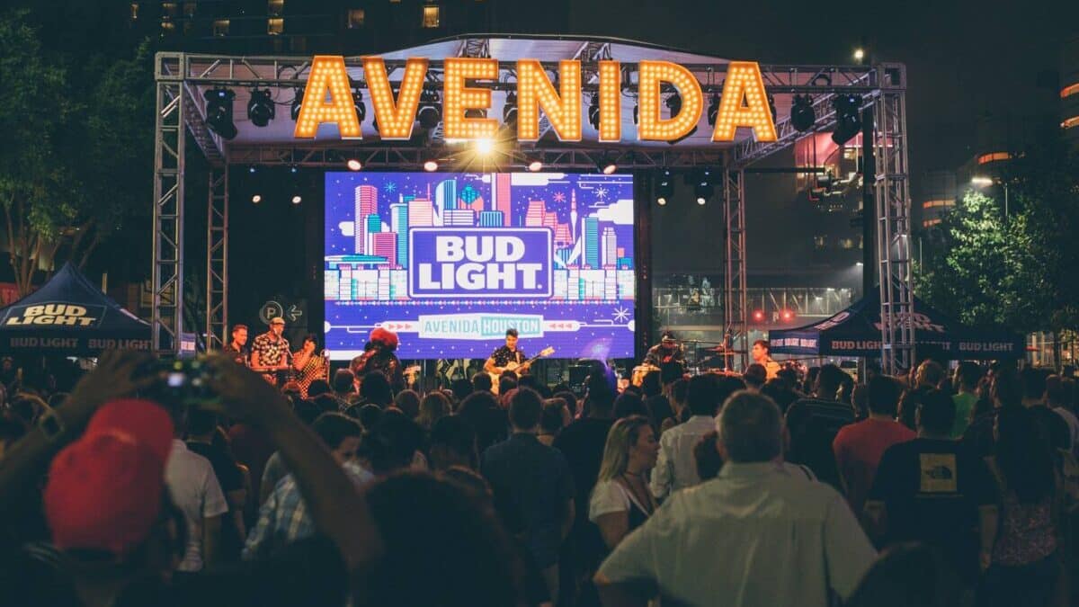 Things to do in Houston this weekend of April 21 | Party on the Plaza