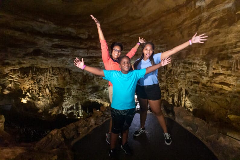 caves in texas