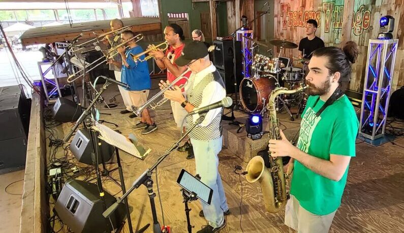 Bayou City Cajun Festival at Traders Village Houston