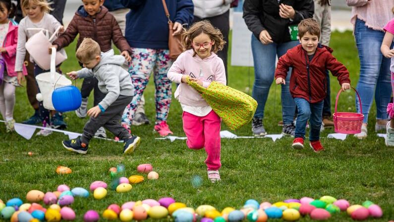 Easter Egg Hunt at Evelyn's Park