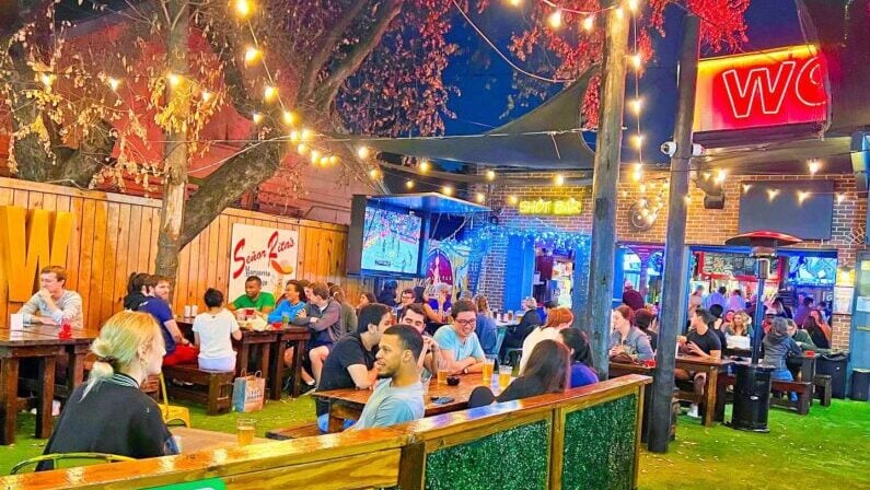 trivia nights houston
