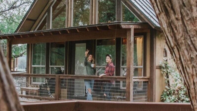 Camping in Houston – Best Campgrounds & Glamping (2025) 12 Glamping near Houston - River Road Treehouses