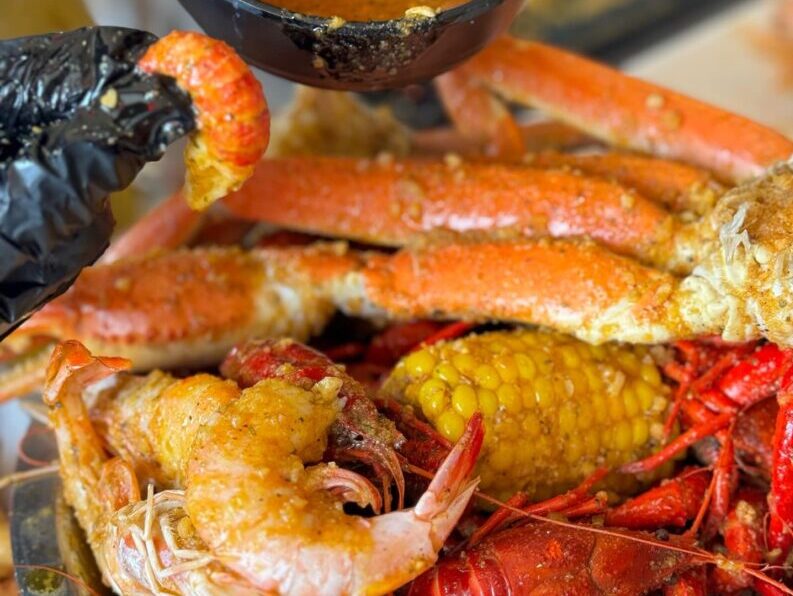 crab legs in houston - Crawfish & Noodles