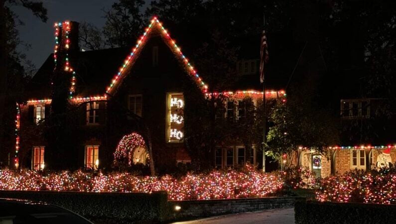 Christmas lights Houston - River Oaks Christmas Lights