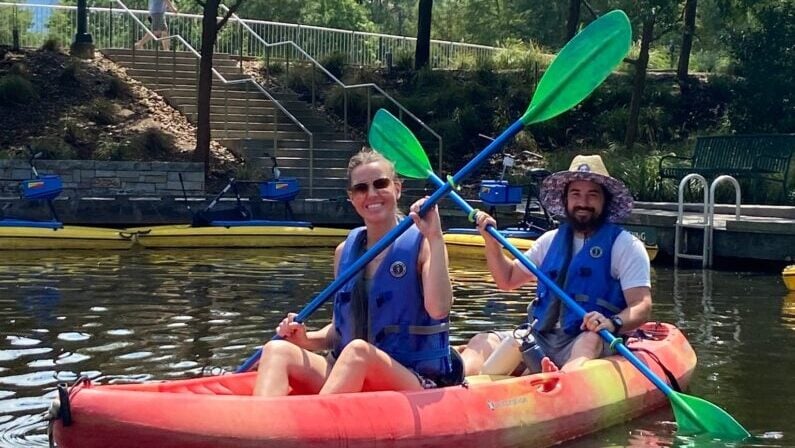 Date night ideas The Woodlands | Kayaking at Riva Row Boat House