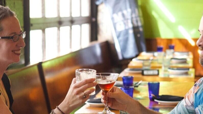  romantic restaurants in tomball - BonFire Grill