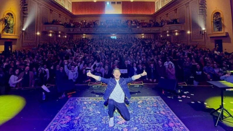 Houston picks Mar 23 - 26 2026 - Justin Willman - One For The Ages Tour