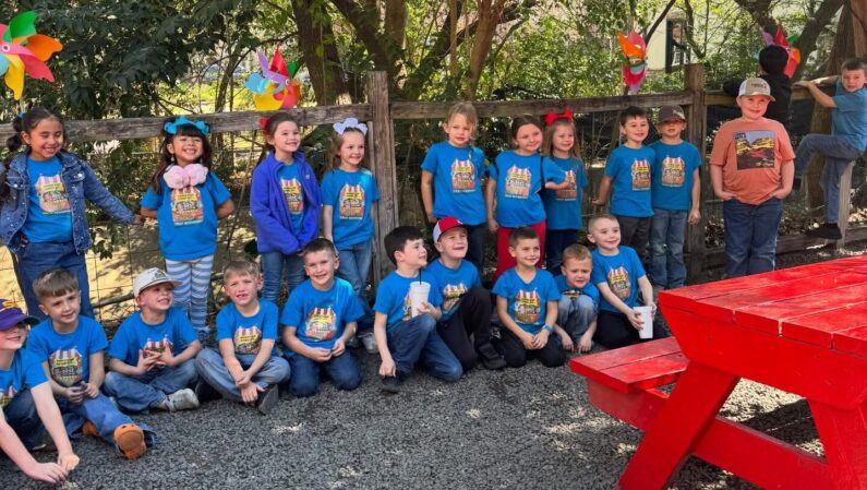 Restaurants with Playgrounds Houston: Fun Kid-friendly Dining for Families! 2 Restaurants with Playgrounds Houston - Little Matt’s