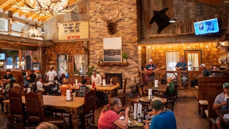 Best BBQ in Pearland - Big Horn BBQ