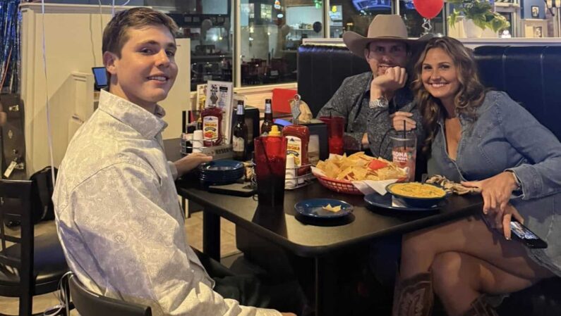 Best Restaurants in Katy - Texas Borders Bar & Grill Pin