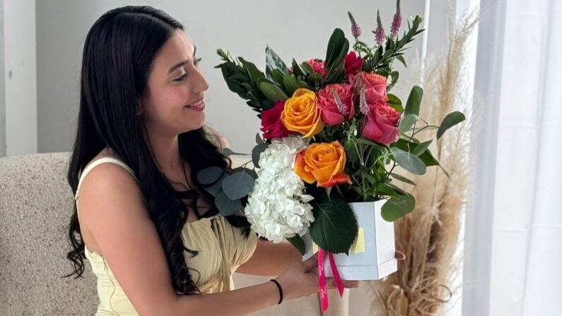 Top weekend events in Houston May 8 - 10 2026 - Mother's Day Sip & Bloom Flower Workshop
