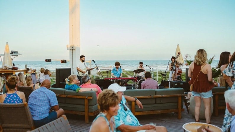 Weekend Getaway to Galveston - Sunset Sounds Mobley Live