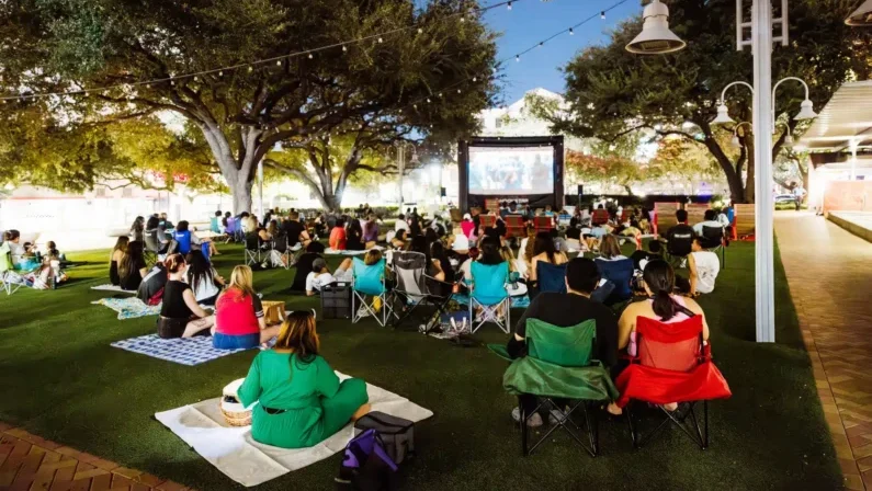 Houston picks May 11 to 14 2026 - Movies Under the Stars: La La Land