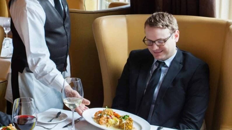 10 Best Fathers Day Restaurants in Houston (Top Buffets & Steakhouses) 5 Best Fathers Day Restaurants in Houston - Brennan's of Houston