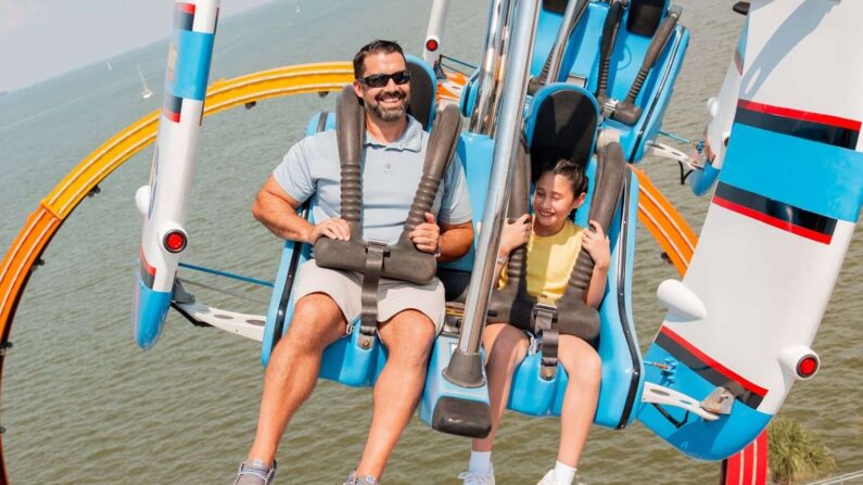40+ Best Things to do in Houston This Summer: Ultimate Guide 11 Things to do in Houston this Summer - Play at the Kemah Boardwalk