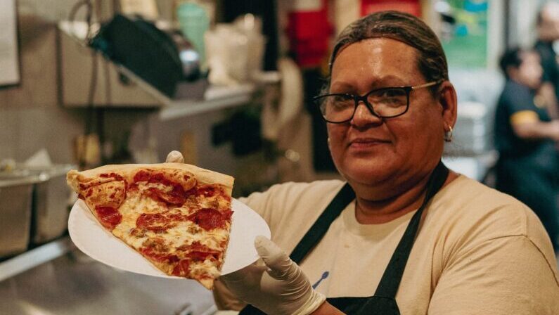 10 Best Pizza Houston Spots: Top Pizzerias for 2026 4 best pizza houston - Frank's Pizza