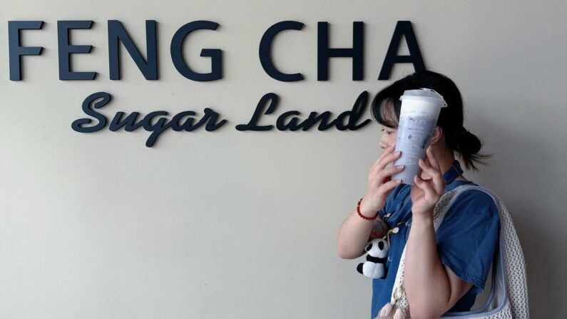 Top Late-Night Dessert & Boba Shops Open Past 10 PM in Houston 5 Late Night Boba Houston - Feng Cha Tea House (Sugar Land)