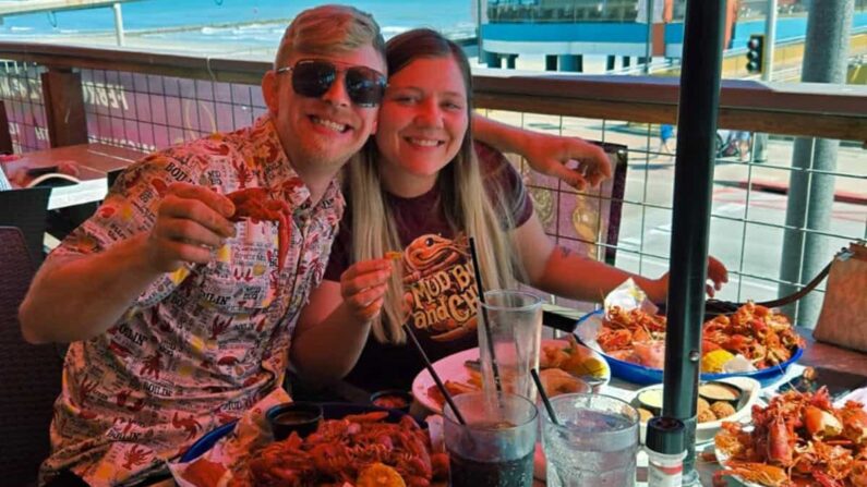 36 Best Restaurants in Galveston: Top Places to Eat (Seafood & More!) 7 Best Restaurants in Galveston - Fish Tales