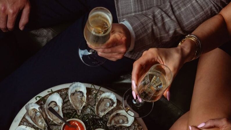 Houston Restaurant Weeks 2026: Early Reservation Guide & Insider Tips 3 Houston Restaurant Weeks 2026 - Leo's River Oaks