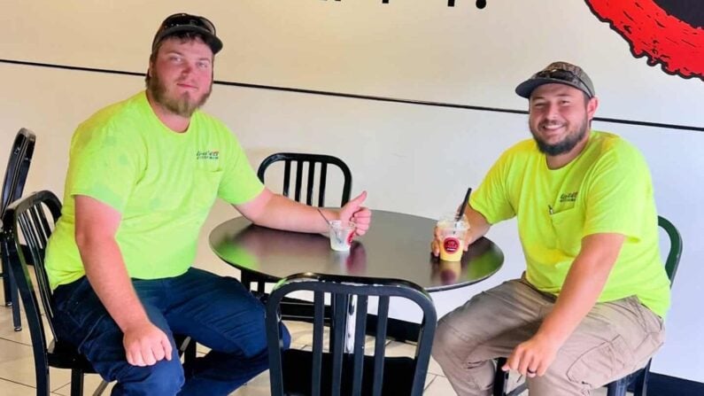 Top Late-Night Dessert & Boba Shops Open Past 10 PM in Houston 2 Late Night Boba Houston - Red Circle Ice Cream