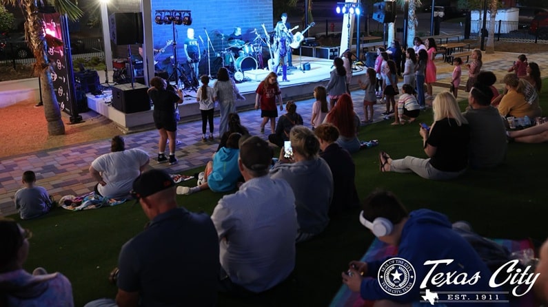 Top 5 Events in Houston Today - Independence Day Concert