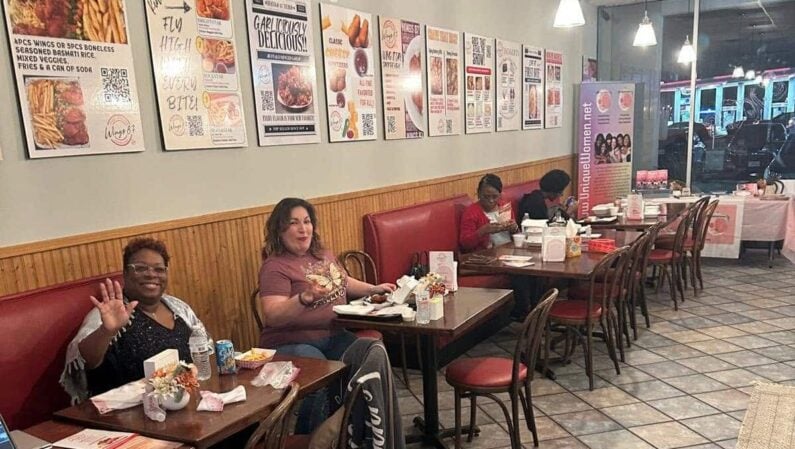 10 Best Wings in Houston: Top Chicken Wing Spots 2 Wings Houston - Wings '87