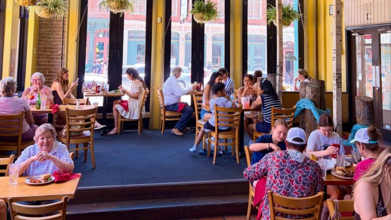 36 Best Restaurants in Galveston: Top Places to Eat (Seafood & More!) 4 Best Restaurants in Galveston - Yaga’s Cafe