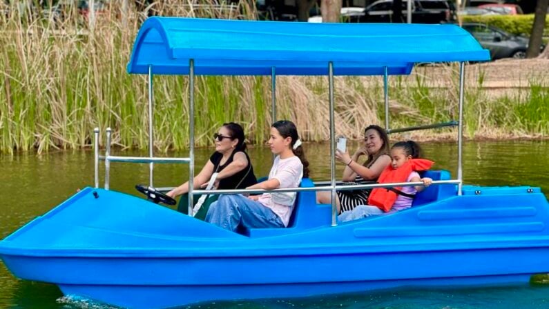 Houston Highlights: August 10 to August 13 – Food, Music, Arts & More 3 Houston picks August 10 - 13 2026 - Bumper and Cruiser Boats at Discovery Green