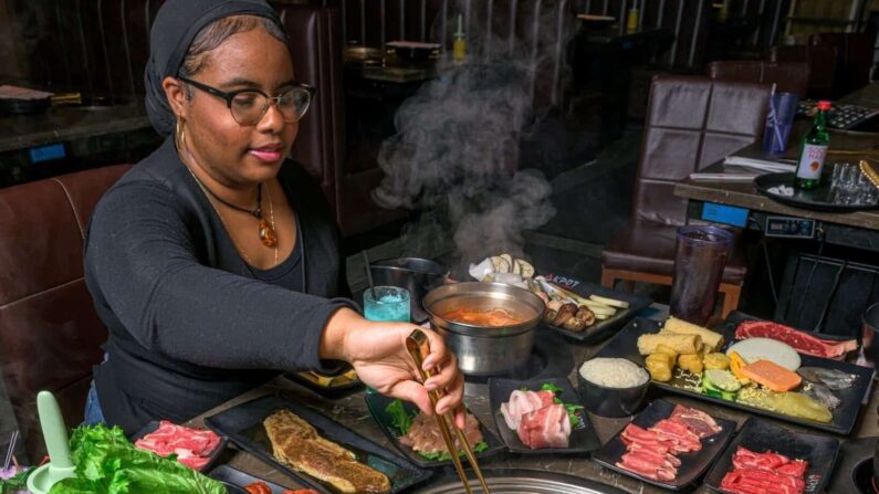 10 Best Korean BBQ Houston Spots: AYCE, Charcoal & Date Night 2 Best Korean BBQ Houston Spots - KPOT Korean BBQ & Hot Pot