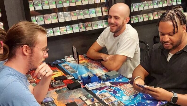Free Things to Do in Houston at Night: 15 Fun & Cheap Ideas 5 Free things to do in Houston at night - Unwind with Board Games at Coral Sword