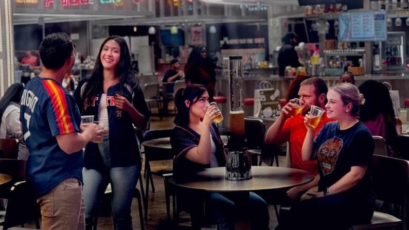 Best Houston Food Halls for Groups & Picky Eaters 2 Houston Food Halls - POST Market
