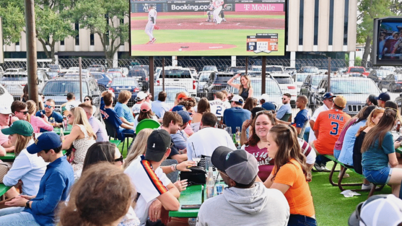 10 Best Kid-Friendly Breweries in Houston with Outdoor Games 5 Kid Friendly Breweries Houston - Kirby Ice House